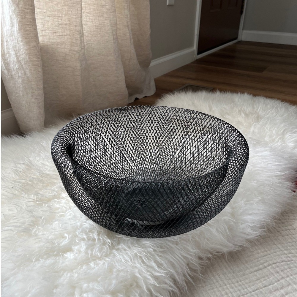 Double Wall Wire Mesh Fruit Basket 11"